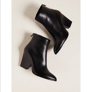 Stuart Weitzman Bedford Bootie with Box